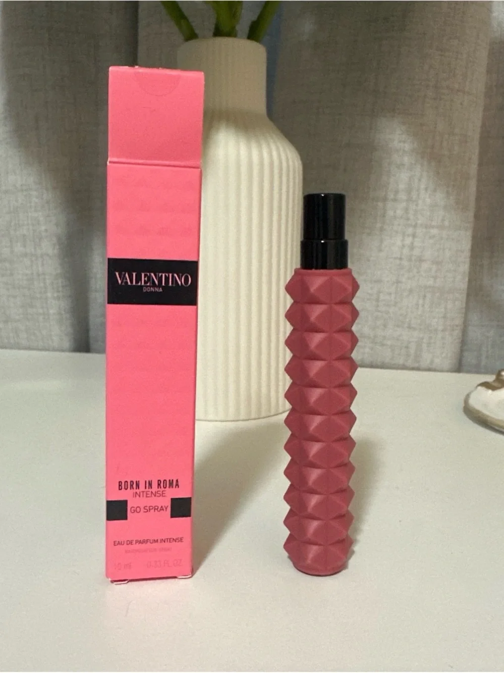 NEW Valentino Donna Born in Roma Intense Go Spray